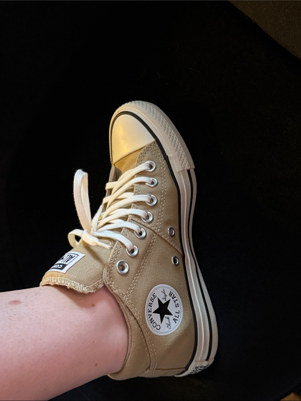 Converse - Picture 3 of 7
